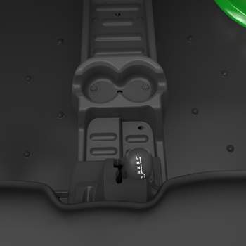 Front cup holders and center tray (shown on XUV825M S4)