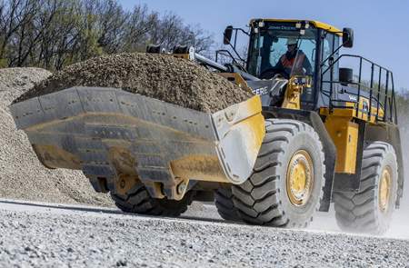 944 X-Tier in a rock quarry