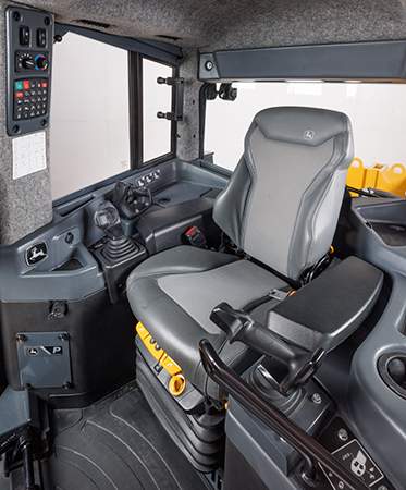 John Deere 950 and 1050 P-Tier dozer cab interior