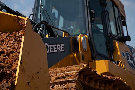 John Deere 755 P-Tier Crawler Loader