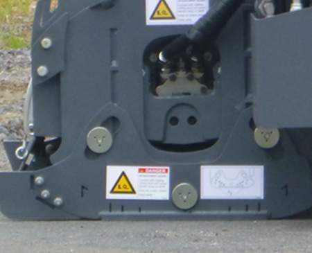 Side plates with boundary markers
