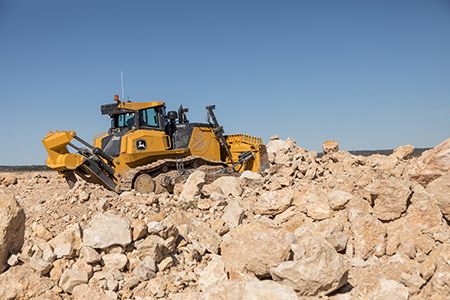 Heavy Equipment Essentials Every Contractor Should Have