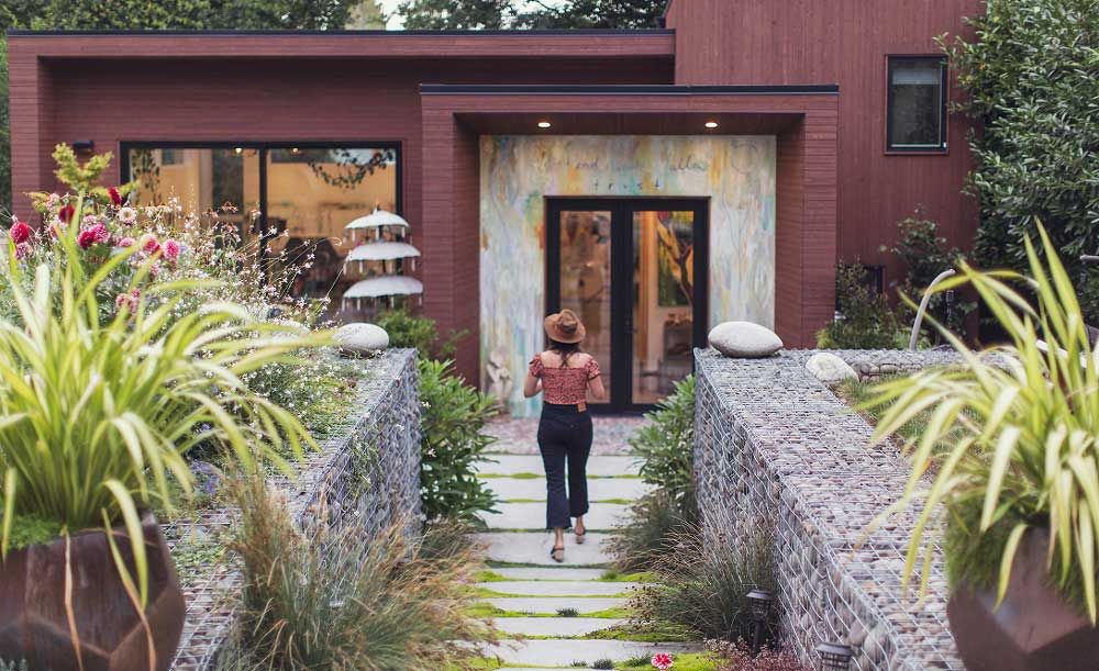 Art Spa retreat with Flora Bowley