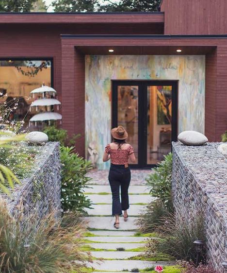 Art Spa retreat with Flora Bowley