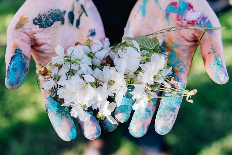 FREE FLO monthly creative prompt painting