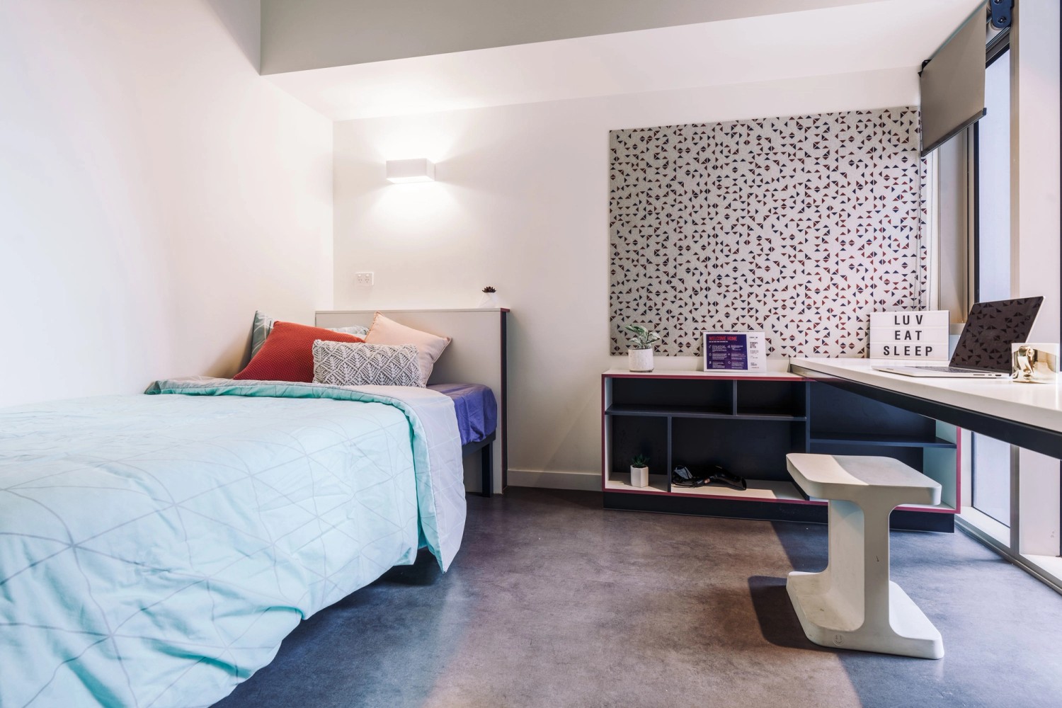 Wharf St 5 Bedroom Apartment - Standard Room