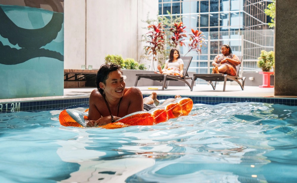 Services and facilities at Student One - Pool - Wharf St