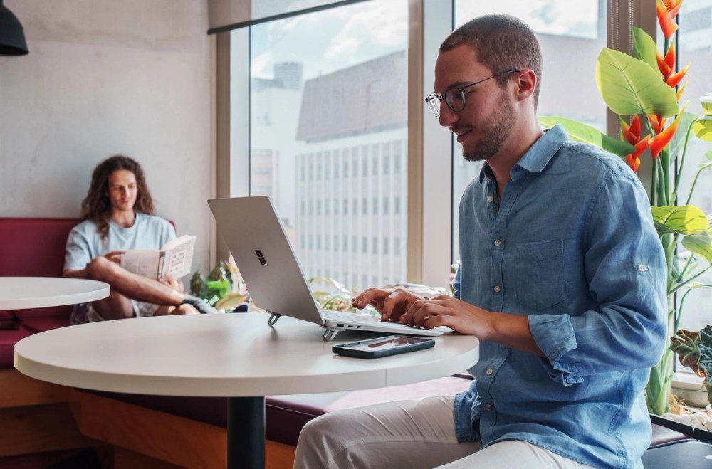 Students studying at Student One Wharf St