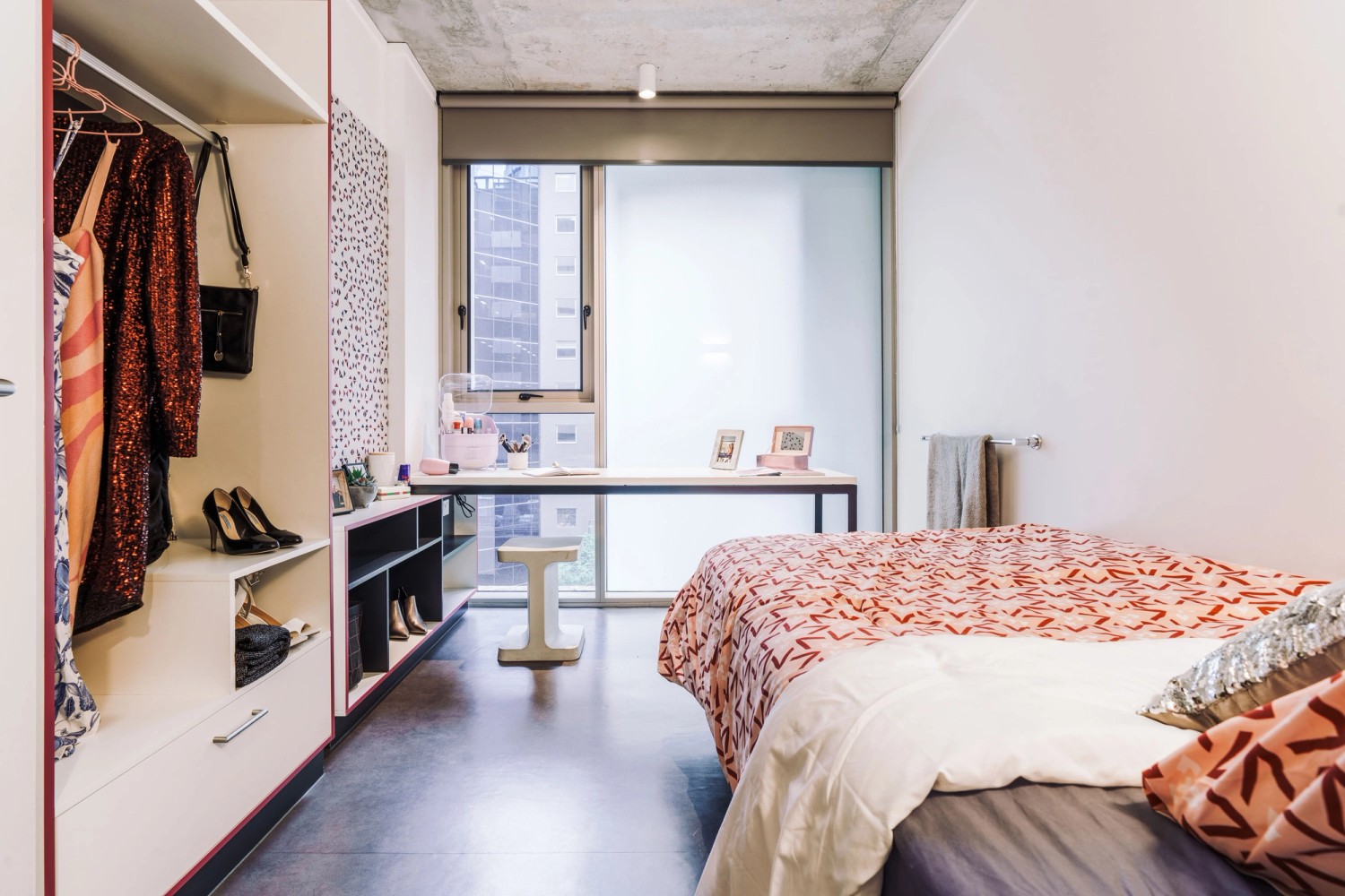 Wharf St 4 Bedroom Apartment Bedroom Main Image