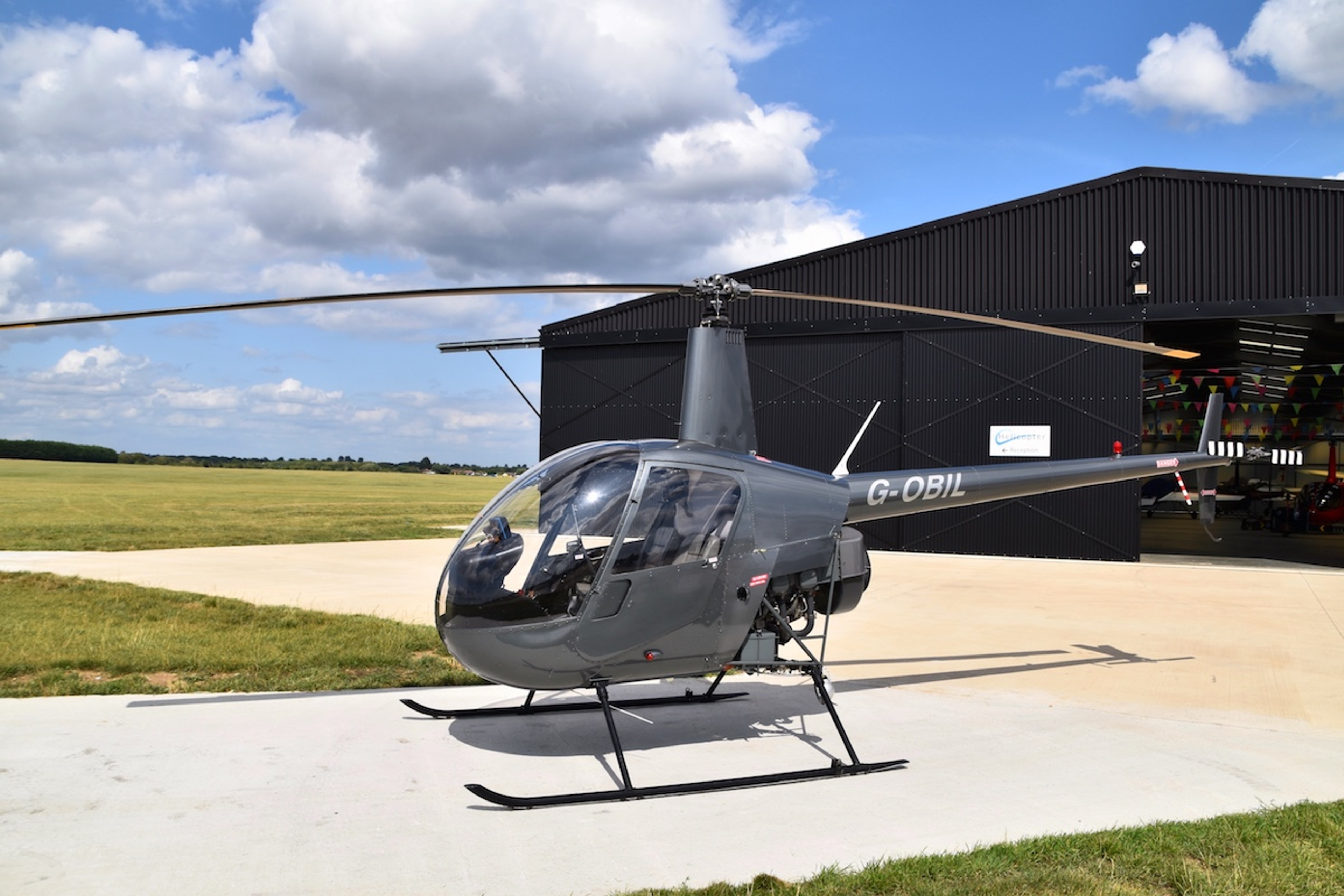 R22 helicopter