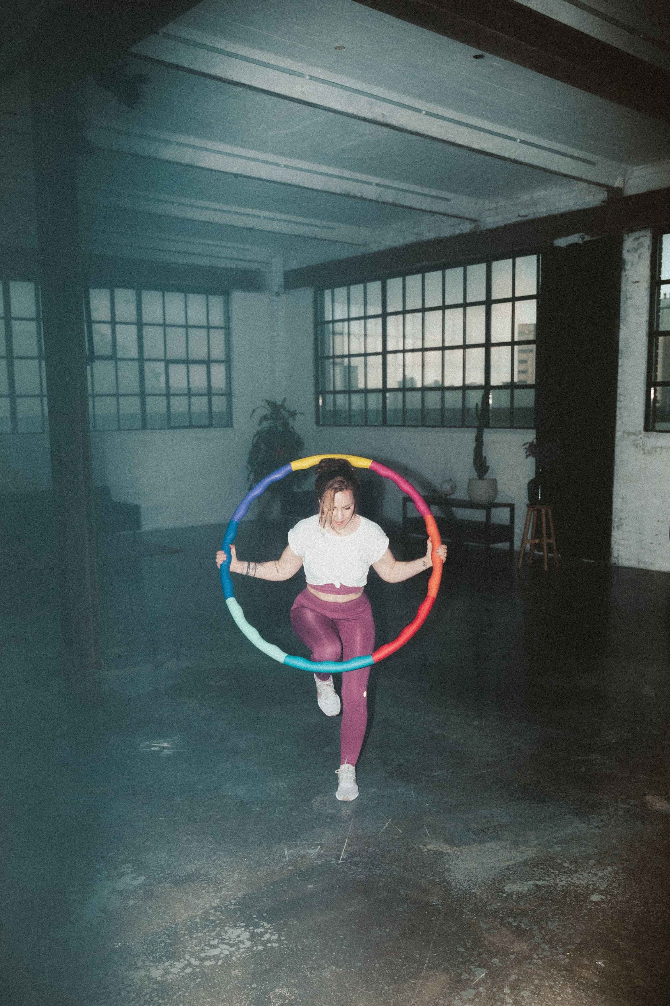 elli hoop