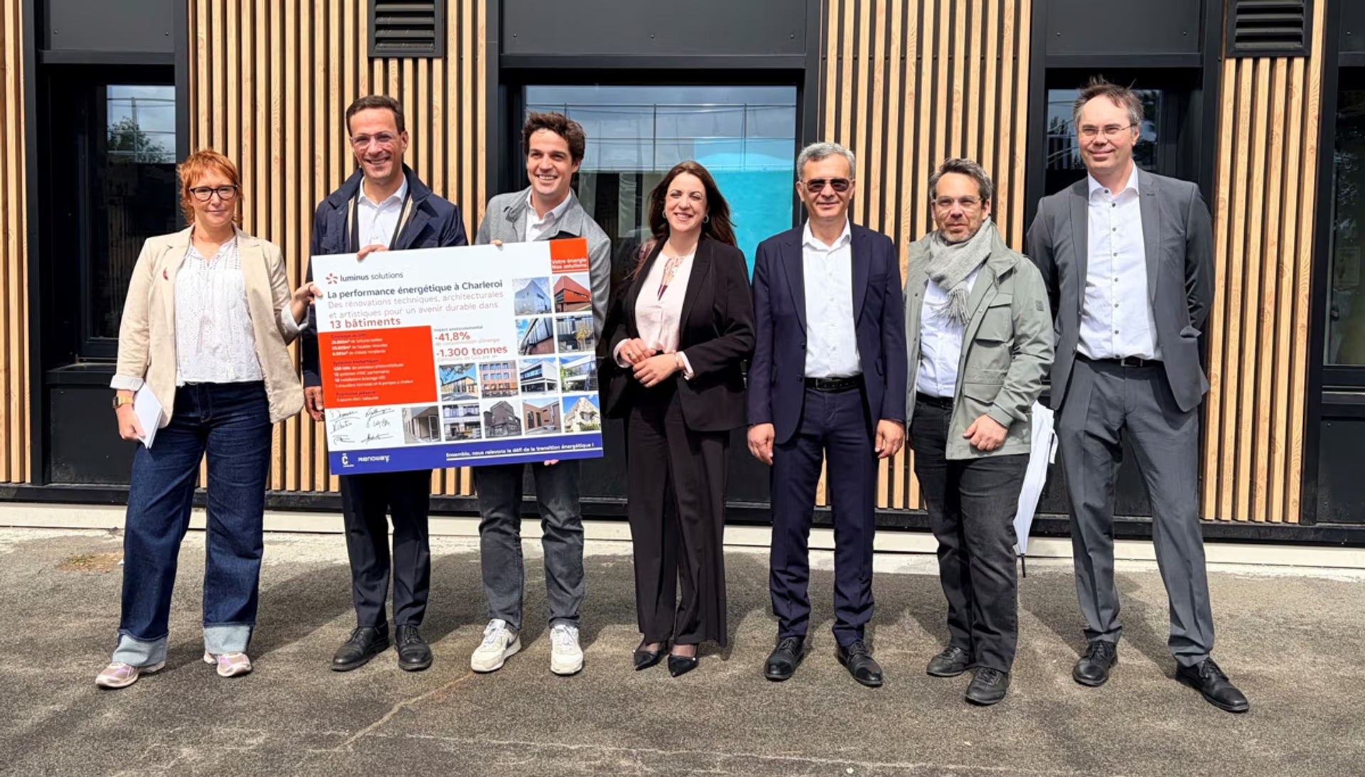 Inhuldiging van de gerenoveerde school van Ransart Bois door de stad Charleroi en Luminus Solutions, in het kader van het grootste energieprestatiecontract van België