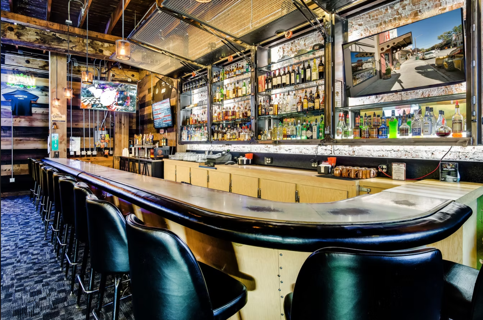 219 Lounge