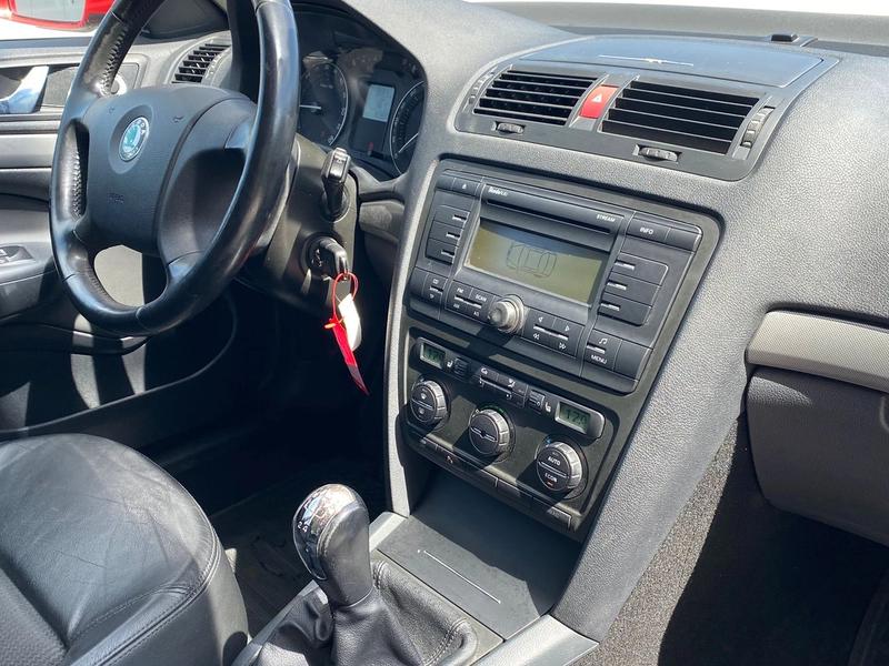 Skoda Octavia Limusine Leder - Bild 7