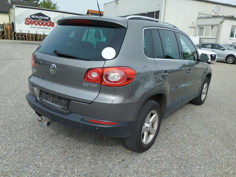 VW Tiguan 2.0 TDI 4 MOTION AHK,Volleder,Sitzheizung,NAVI.. SUV / Geländewagen - Bild 4