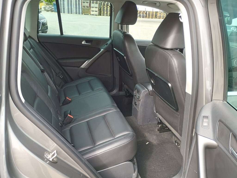 VW Tiguan 2.0 TDI 4 MOTION AHK,Volleder,Sitzheizung,NAVI.. SUV / Geländewagen - Bild 8