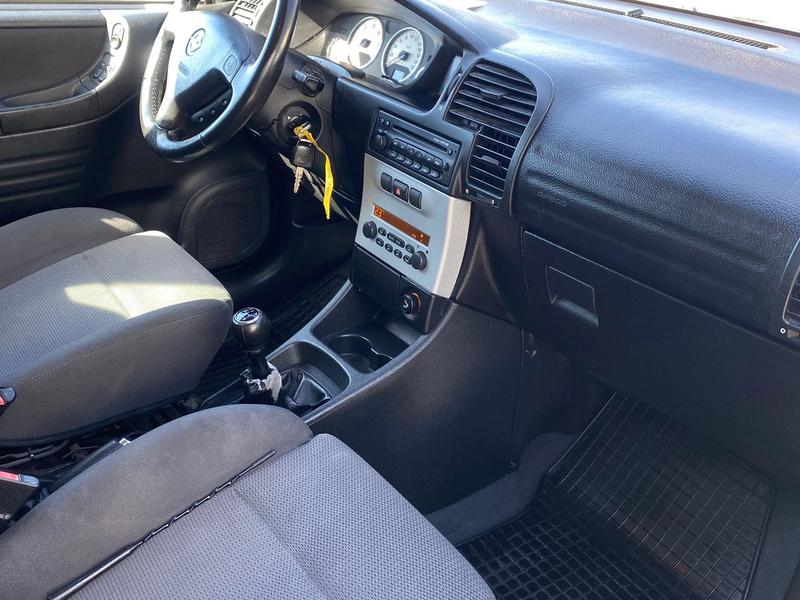 Opel Zafira (Gebrauchtwagen) - Bild 7