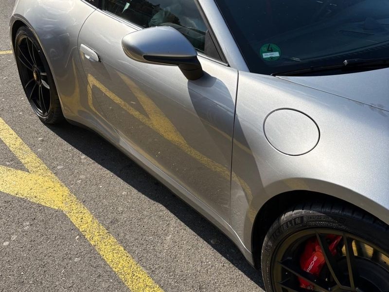 Porsche 992 TARGA 4 GTS - Bild 2