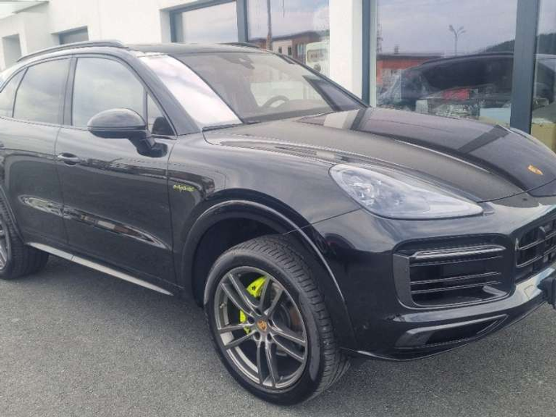 undefined Porsche Cayenne E-Hybrid