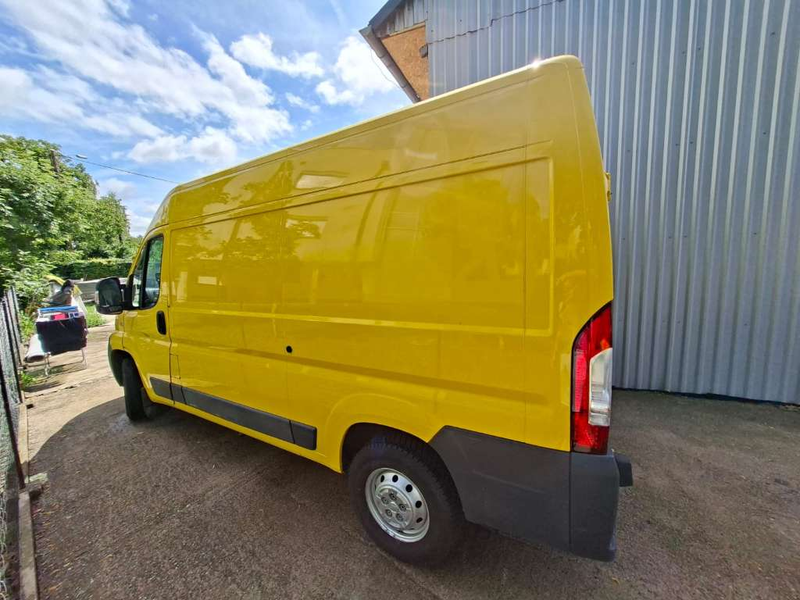 Fiat Ducato 30 L2 115 Mitkauf ohne Bank! Neu Pickel.. Transporter / Kastenwagen - Bild 2