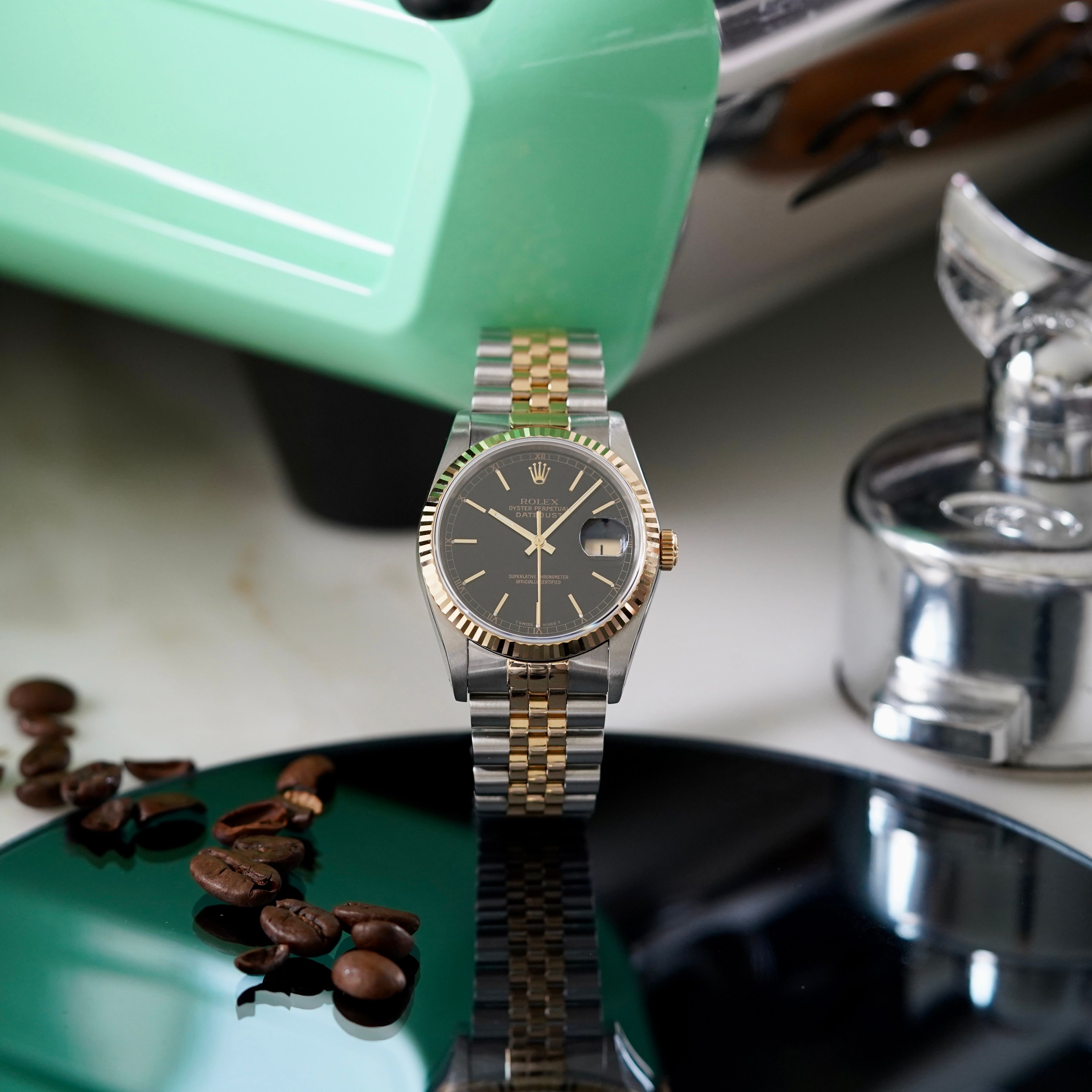 Rolex Datejust 16233 Black 1989 with original box and paper