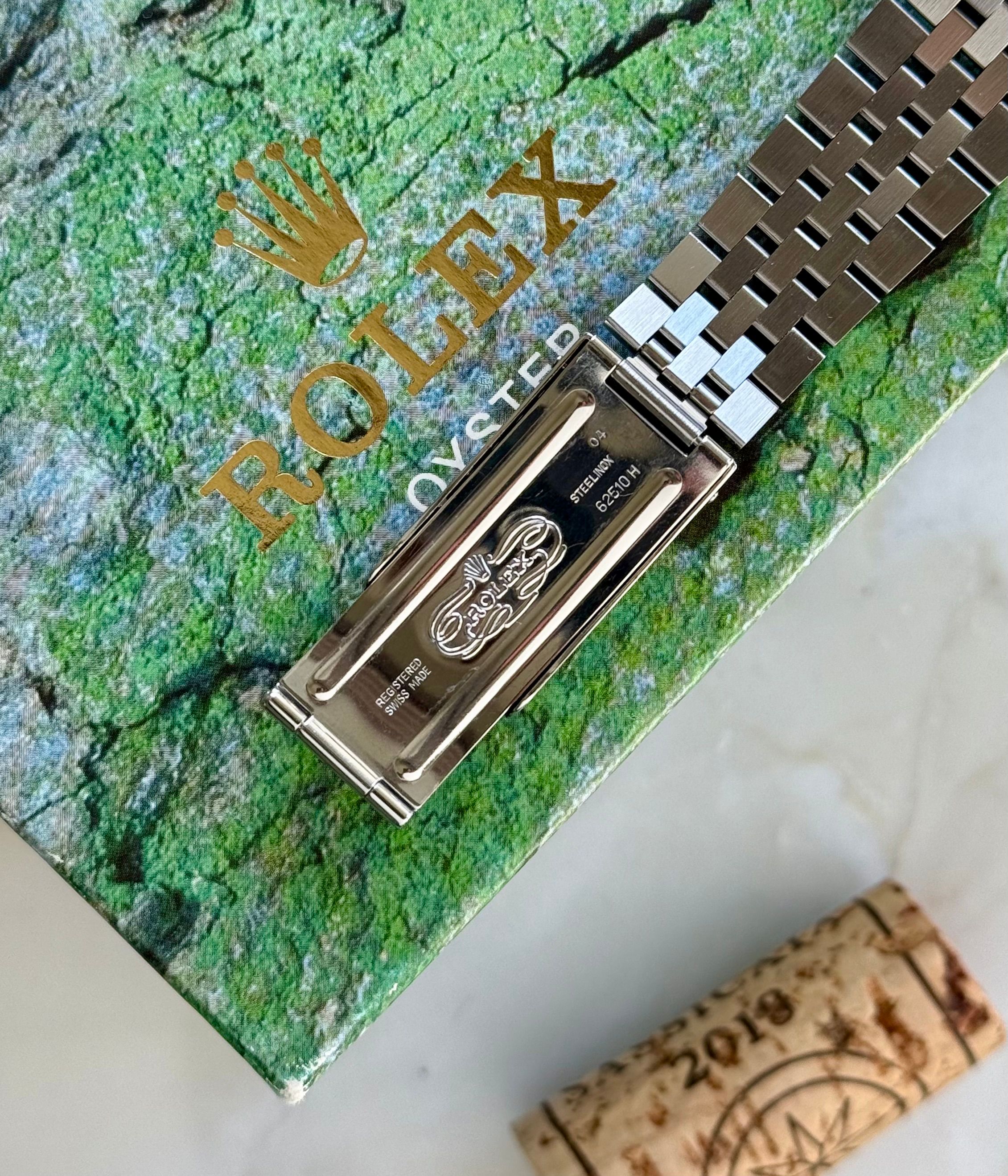 ROLEX 箱 Rolex Datejust 16234 Silver 1989 with original box and papers 4