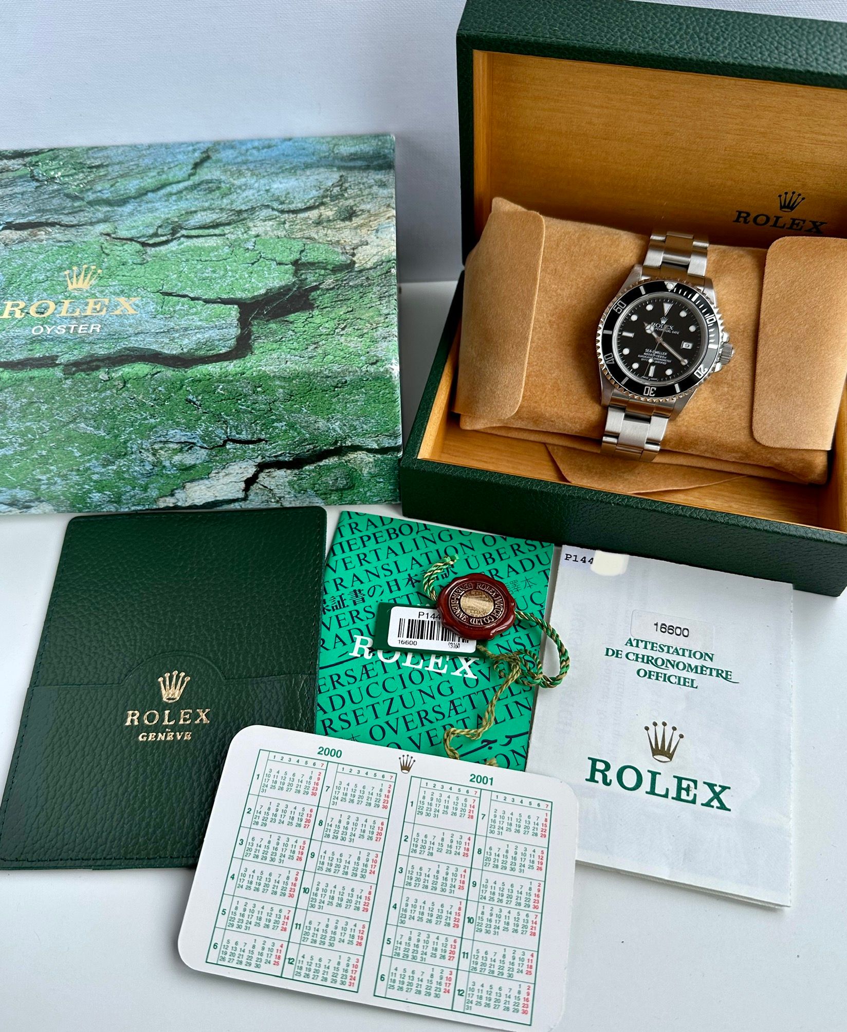 Rolex sea best sale dweller box