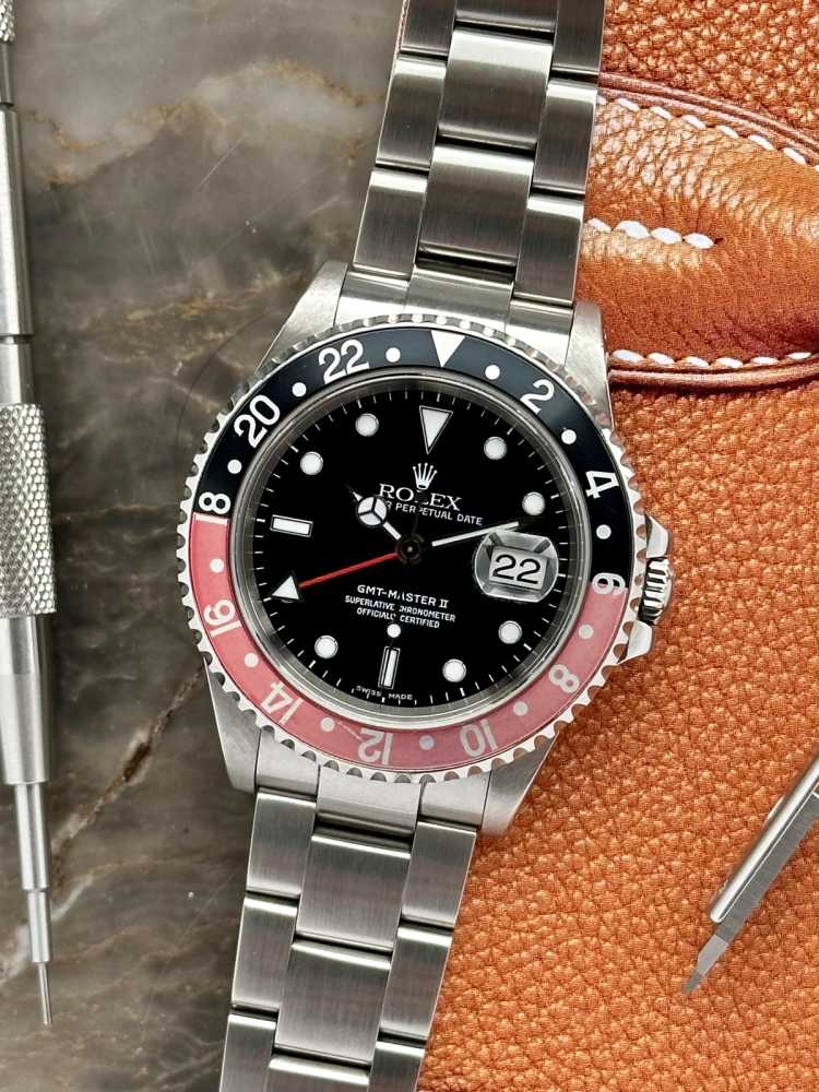 Featured image for Rolex GMT-Master II "Coke" 16710 Black 2000 2