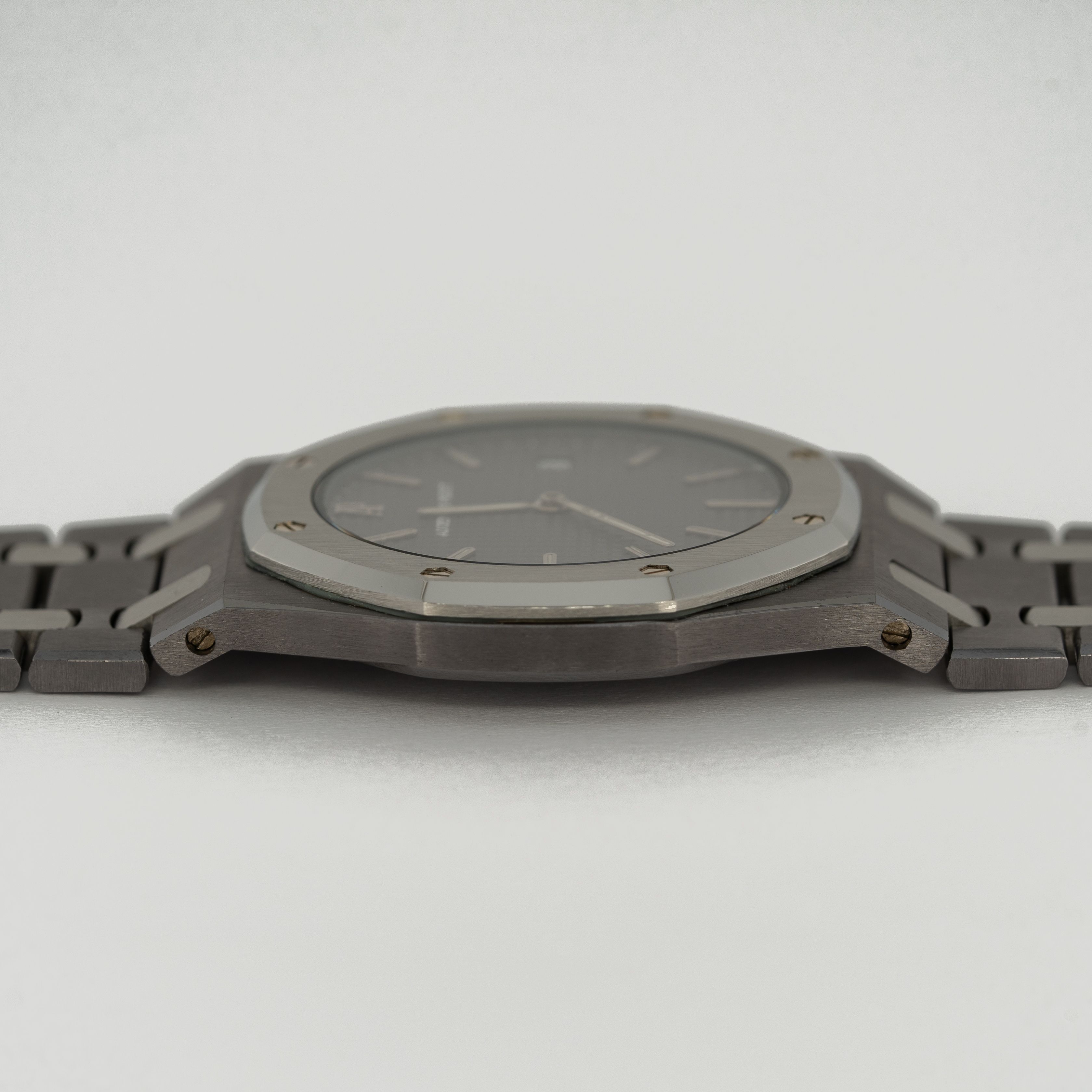 BRONZE AGE グレー USA製 Audemars Piguet Royal Oak 15400 Grande Tapisserie Dial, Stainless