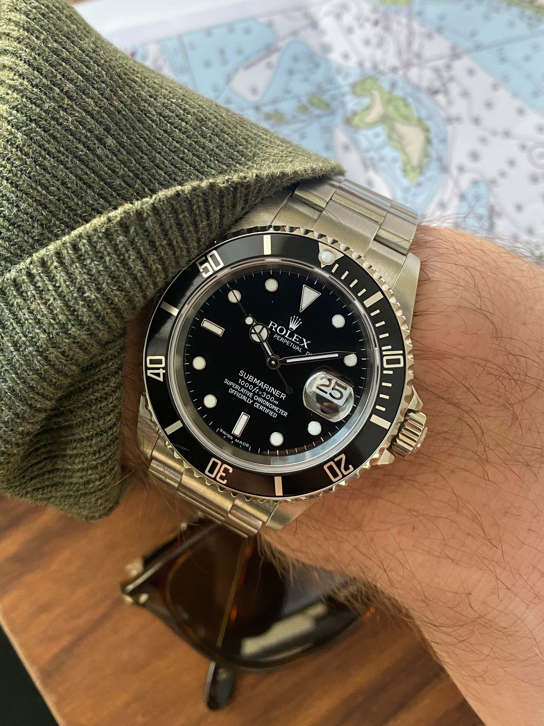 Rolex Submariner 16610 Black 2005