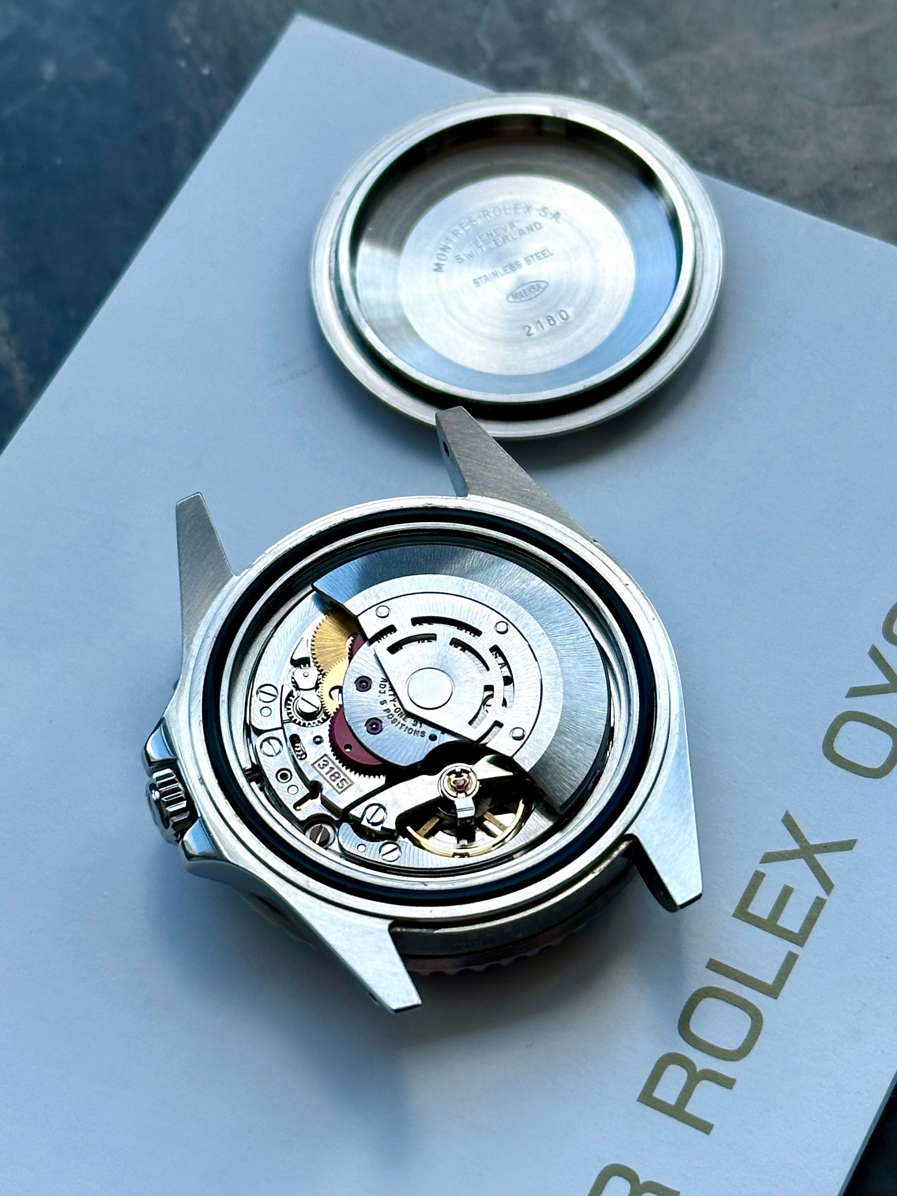 Rolex GMT-Master II 16710 Black 1999 with original box and papers