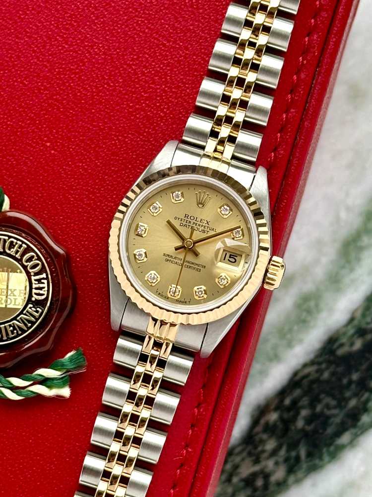Featured image for Rolex Lady-Datejust "Diamond" 69173G Gold 1995 with original box and papers 3