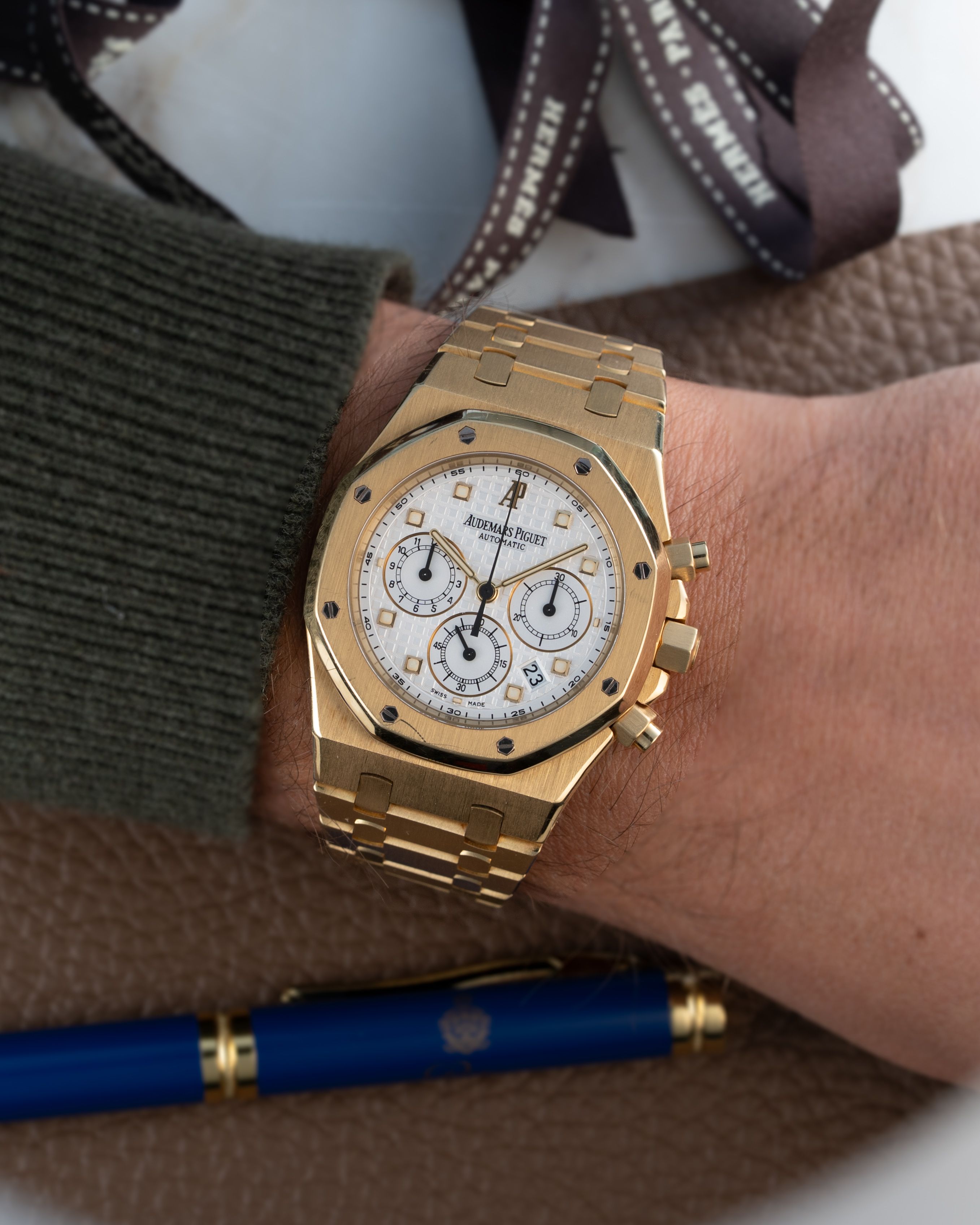 Audemars Piguet Royal-Oak 26022 BA White undefined with original