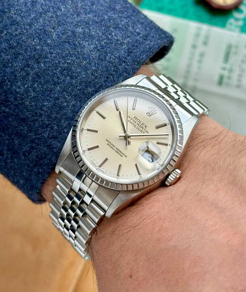 Image for Rolex Datejust 16220 Silver 1999 with original box and papers