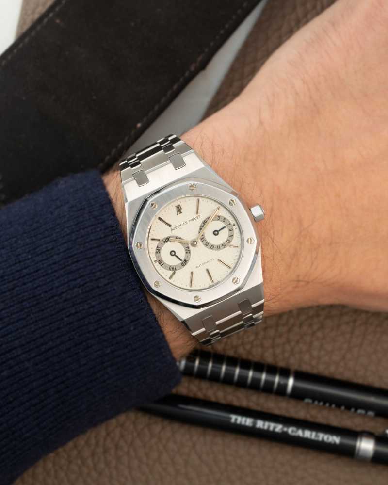 Wrist shot image for Audemars Piguet Royal Oak "Owl" 25572 ST Cream 1998 with original box and papers