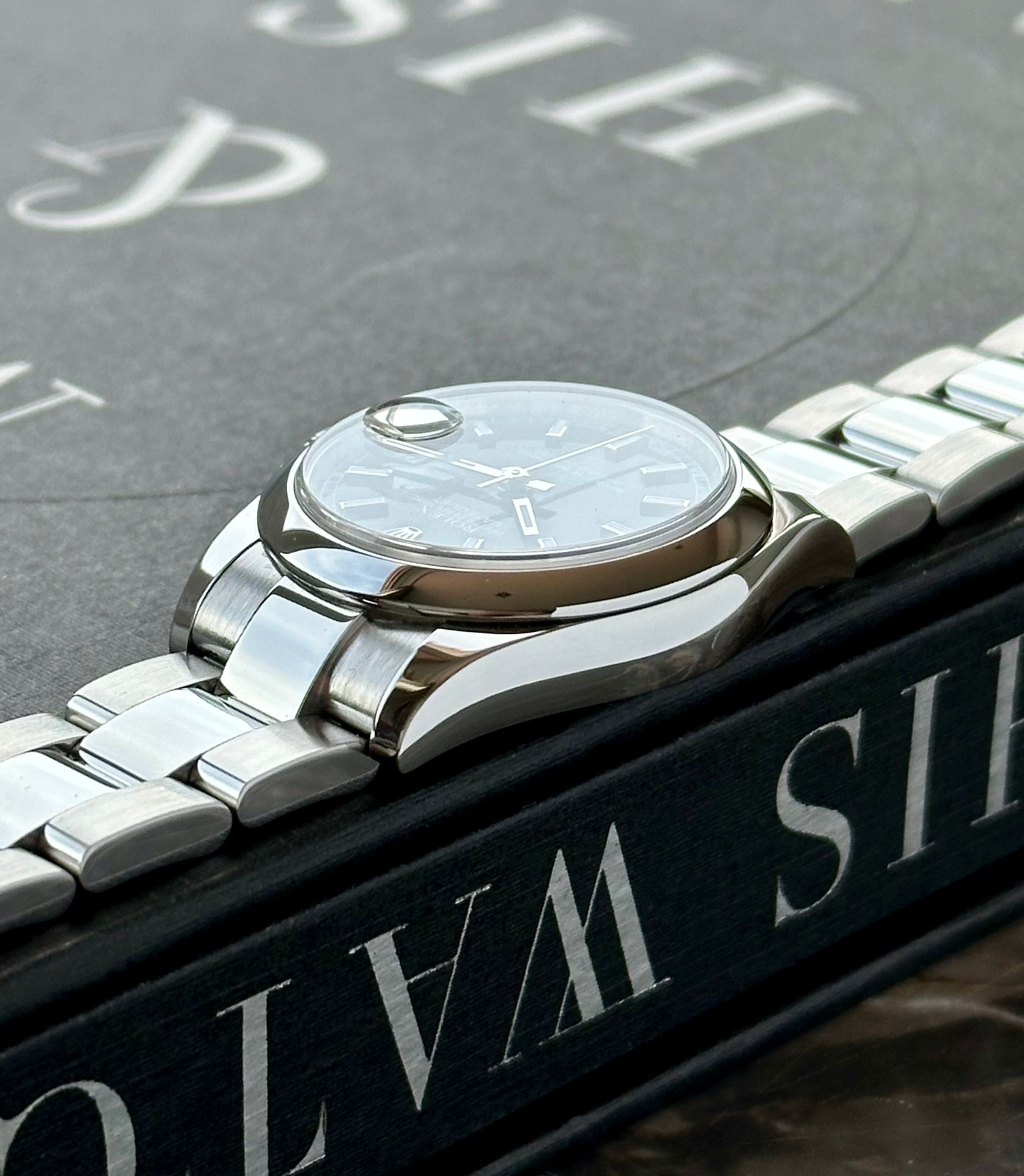 Rolex Datejust Midsize 178240 Black 2018 with original box and papers