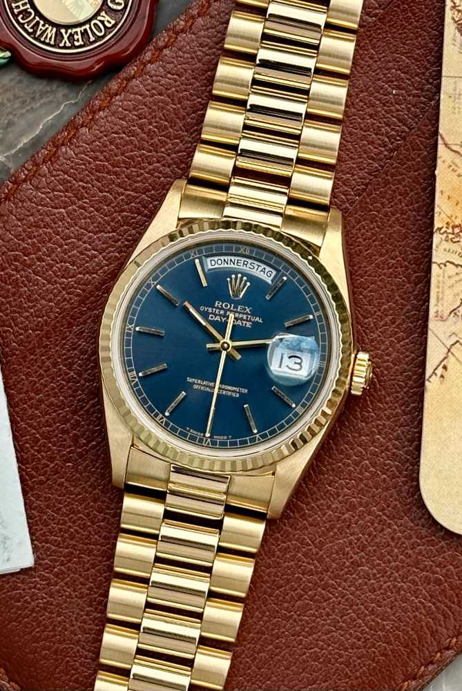 Featured image for Rolex Day-Date 18238 Blue 1990 with original box and papers
