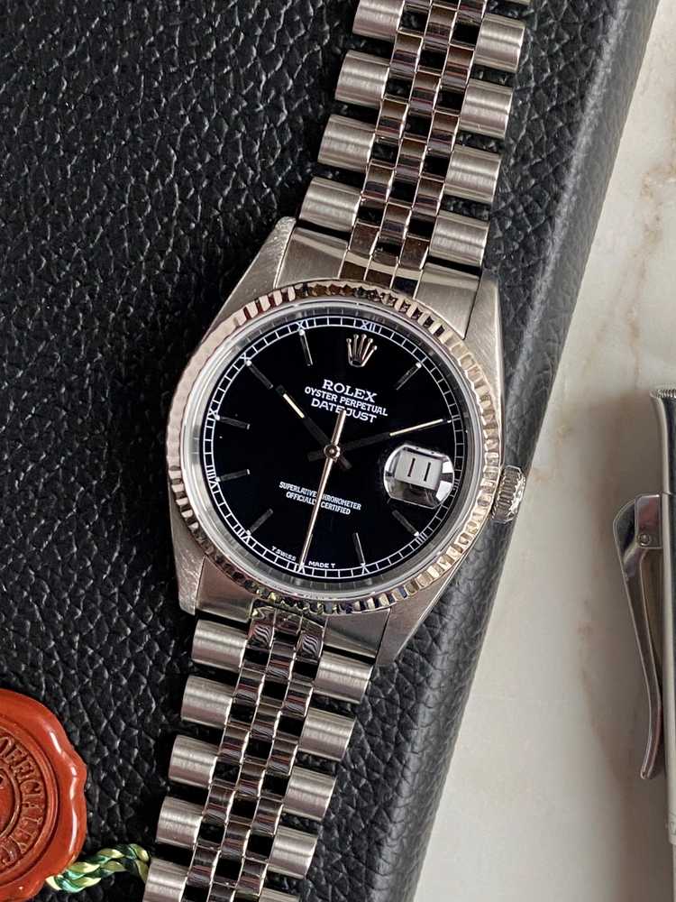 Featured image for Rolex Datejust 16234 Black 1991 with original box2