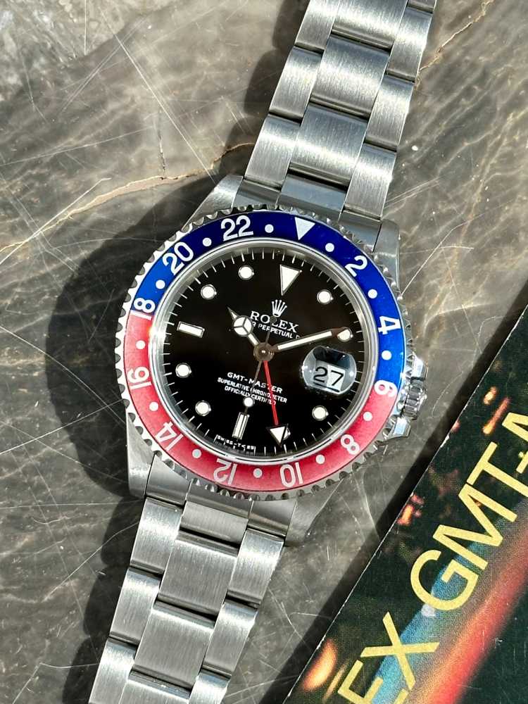 Featured image for Rolex GMT-Master "Pepsi" 16700 Black 1990 2