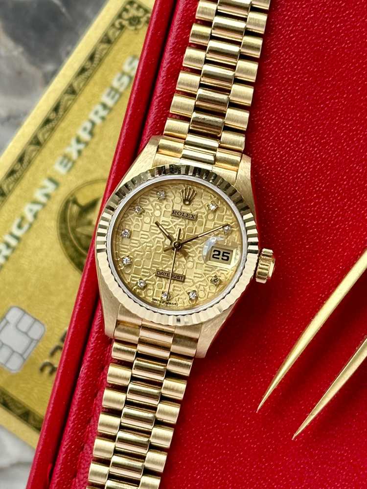 Featured image for Rolex Lady-Datejust "Diamond" 69178 Gold 1993 with original box and papers