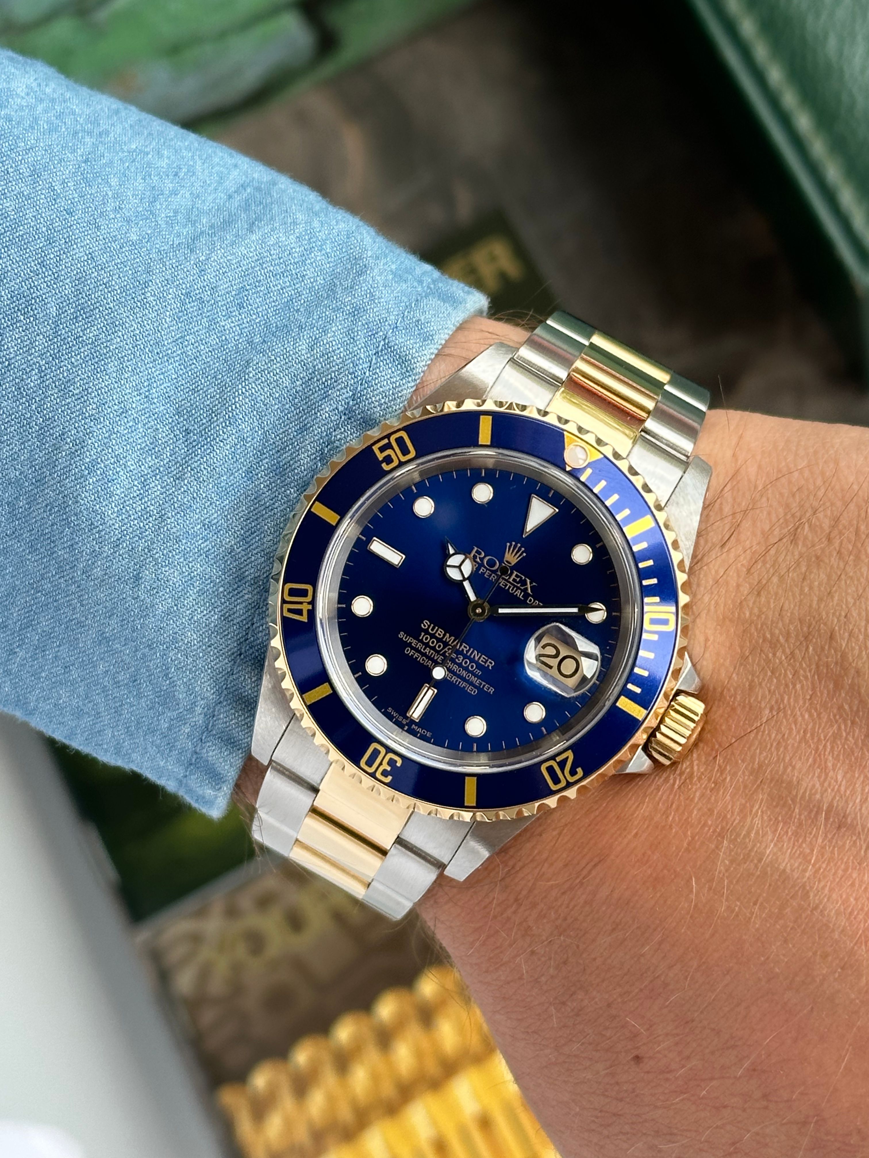 Rolex submariner two tone 16613 hot sale