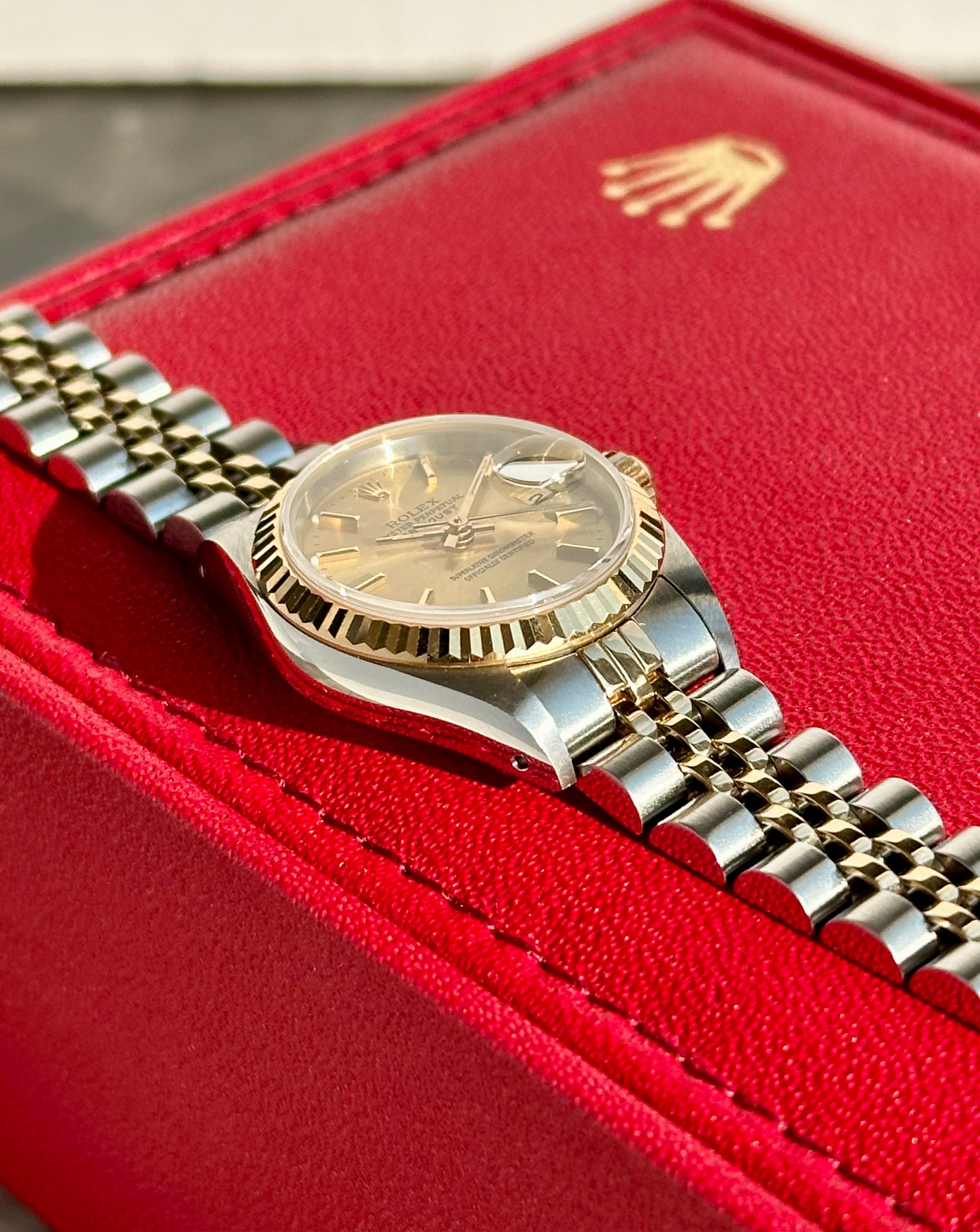 Rolex Lady-Datejust 69173 Gold 1985 with original box and papers