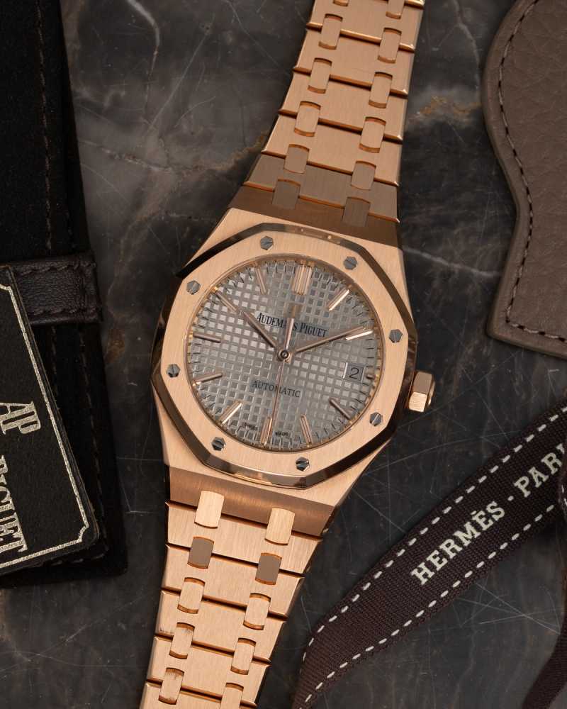 Featured image for Audemars Piguet Royal Oak 15450 OR Grey 2017 with original box and papers