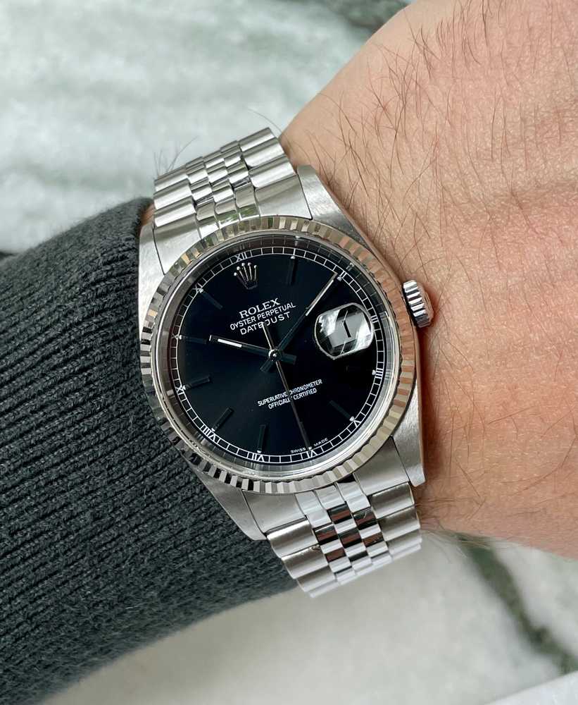 Rolex Datejust 16234 Black 2004 with original box and papers 2