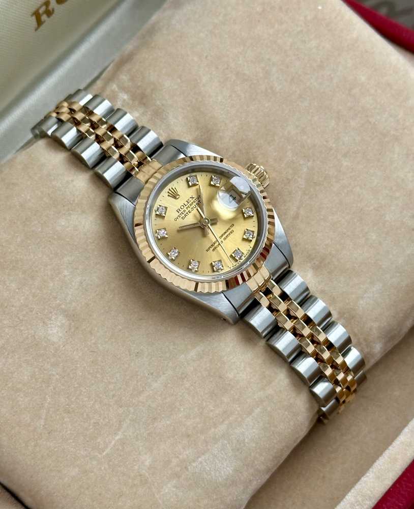 Wrist shot image for Rolex Lady-Datejust "Diamond" 69173 Gold 1990 with original box and papers