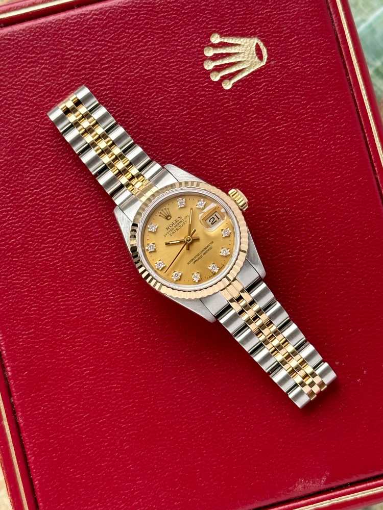 Wrist shot image for Rolex Lady-Datejust "Diamond" 69173G Gold 1986 with original box and papers