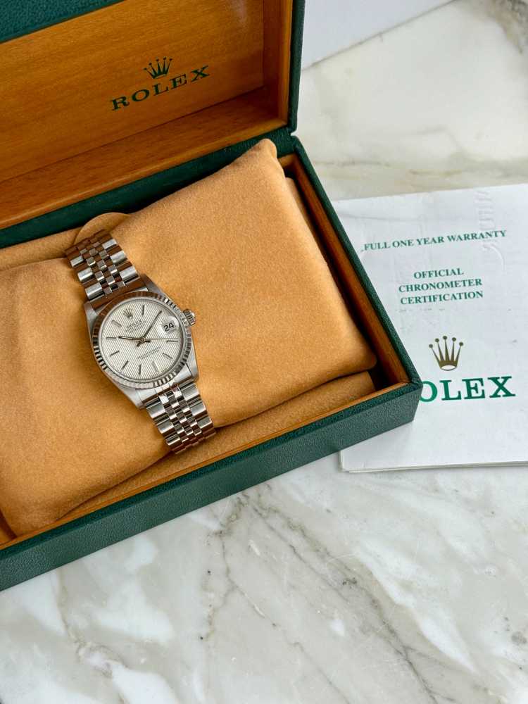 Image for Rolex Midsize Datejust 68274 Silver 1993 with original box and papers