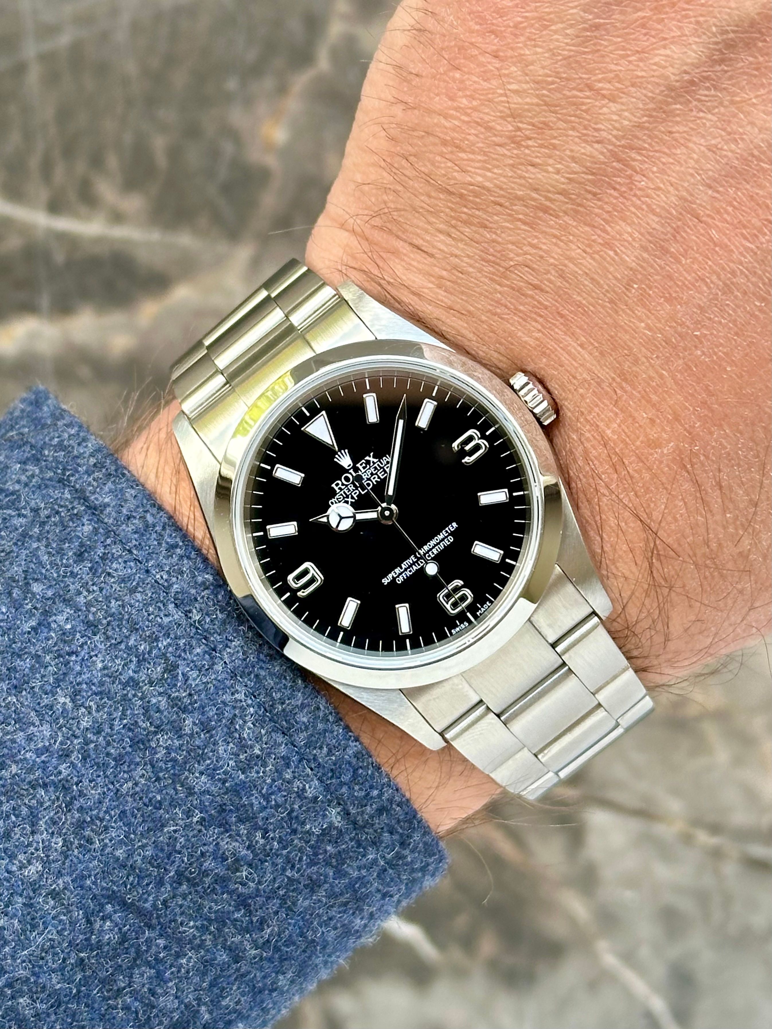 時計 Rolex Explorer 1 114270 Black 2000