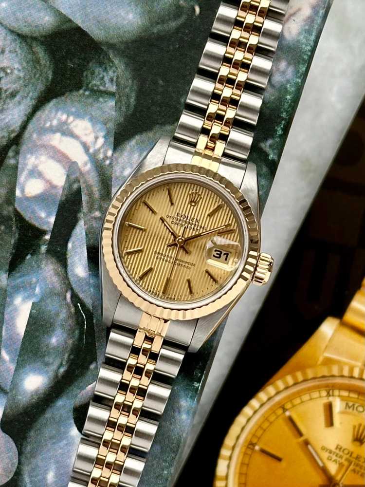 Featured image for Rolex Lady-Datejust "Tapestry" 69173 Gold 1995 with original box and papers