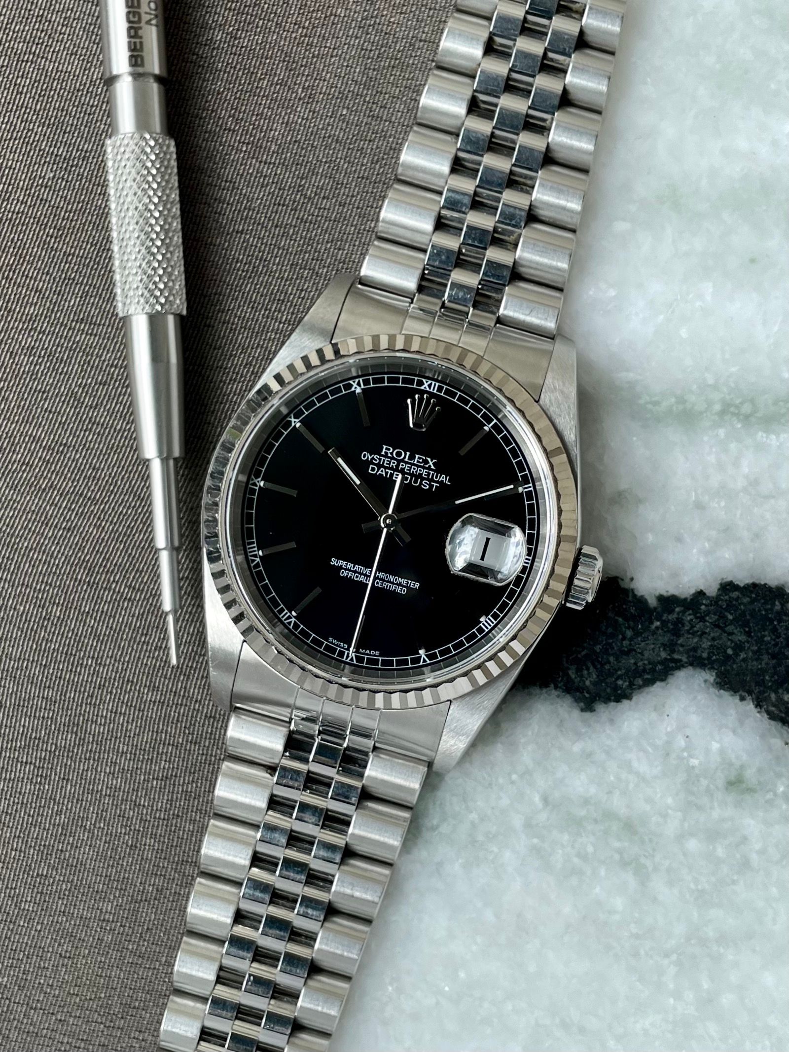 Rolex Datejust 16234 Black 2004 with original box and papers 2
